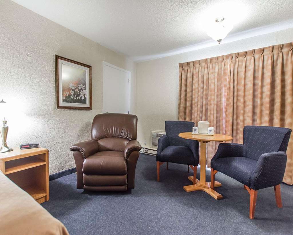 Rodeway Inn Grand Falls Δωμάτιο φωτογραφία